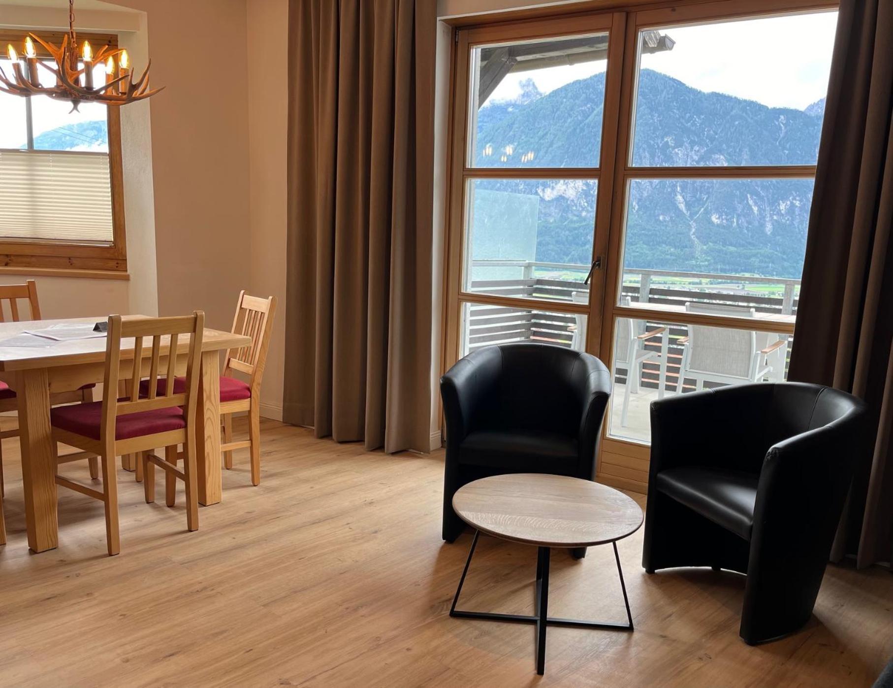 Sun Apartments - With Dolomiten Panorama Лиенц Екстериор снимка