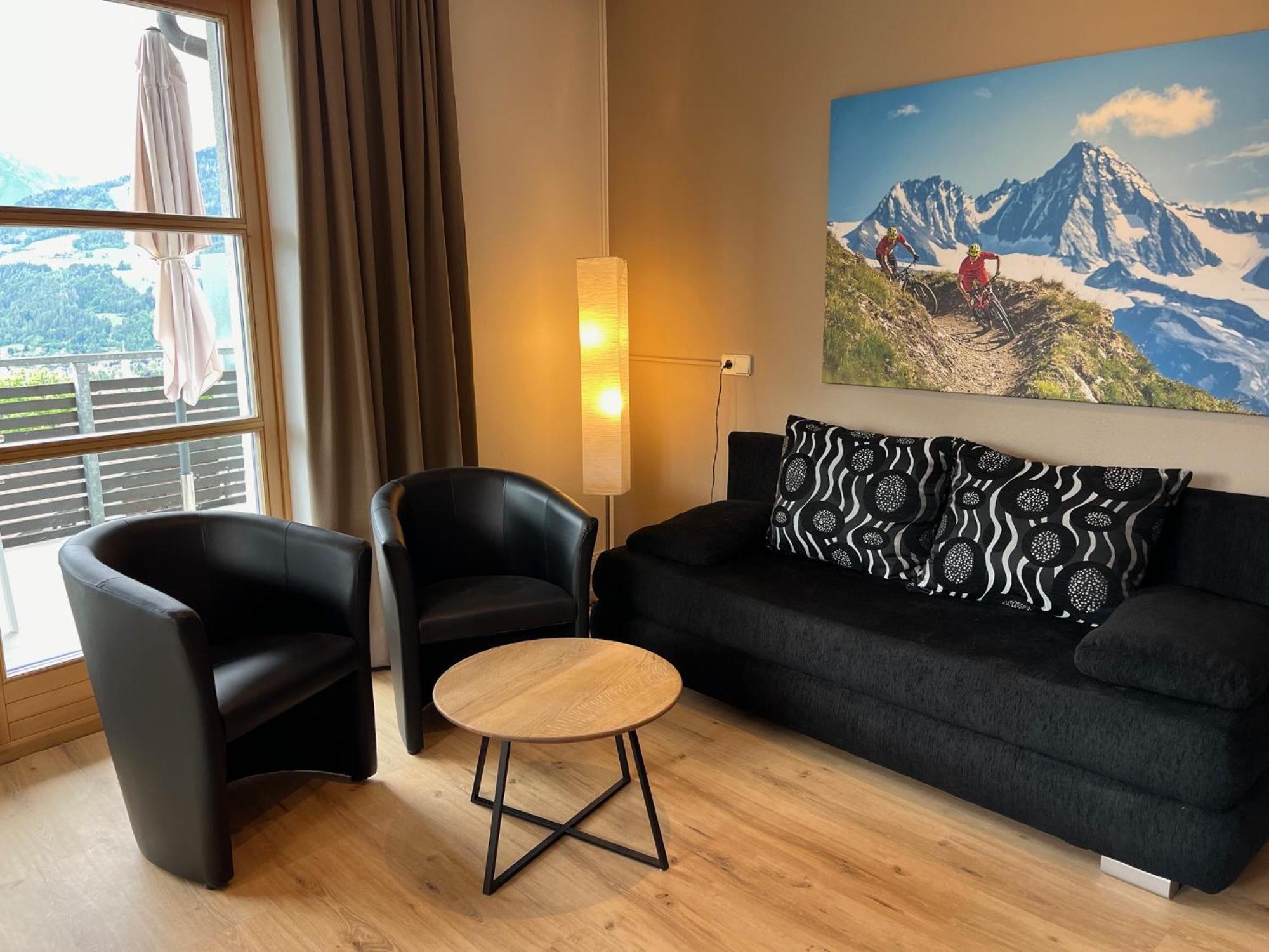 Sun Apartments - With Dolomiten Panorama Лиенц Екстериор снимка