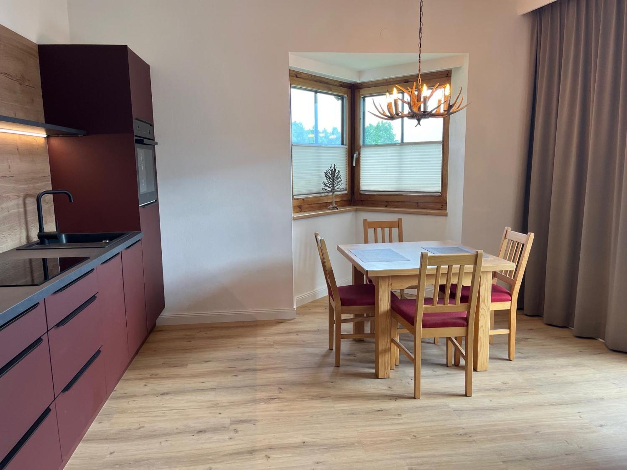 Sun Apartments - With Dolomiten Panorama Лиенц Екстериор снимка