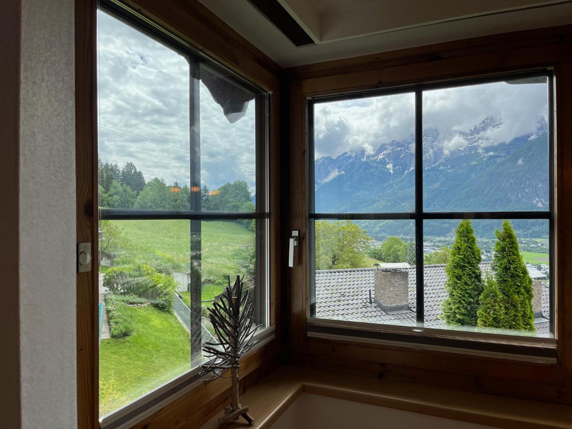 Sun Apartments - With Dolomiten Panorama Лиенц Екстериор снимка